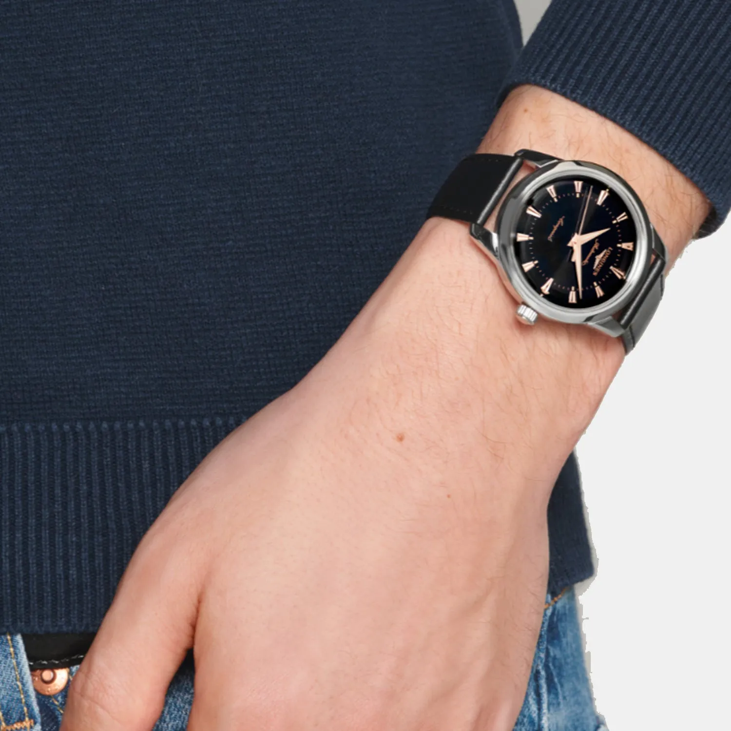 Conquest Heritage Men Automatic Black Dial Analog Leather Watch L16504522