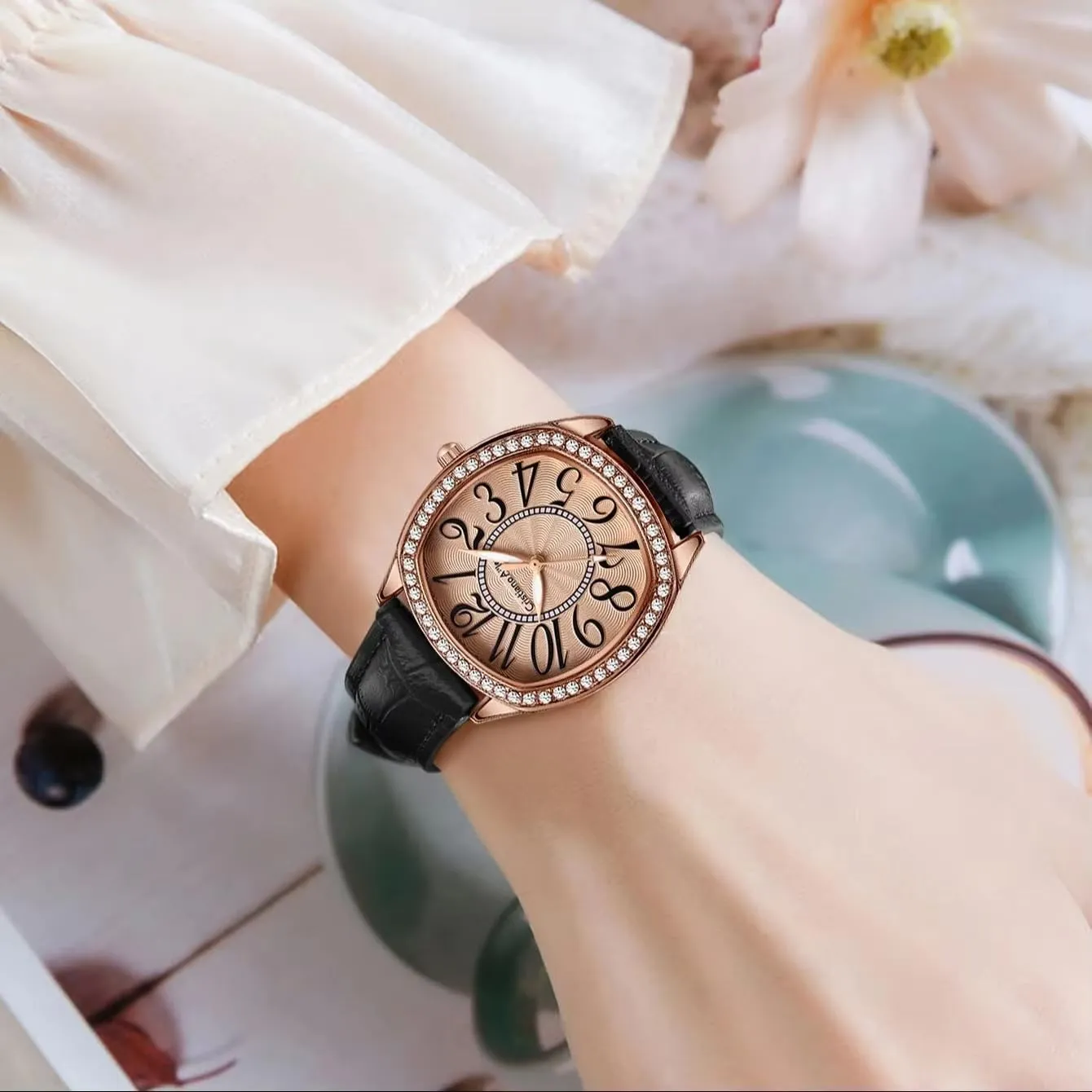 Dainty Dress Analog Quartz Watch Elegant Waterproof Ladies Casual Wristwatch with Leather Strap Gosasa urban Vintage Watches for Women 