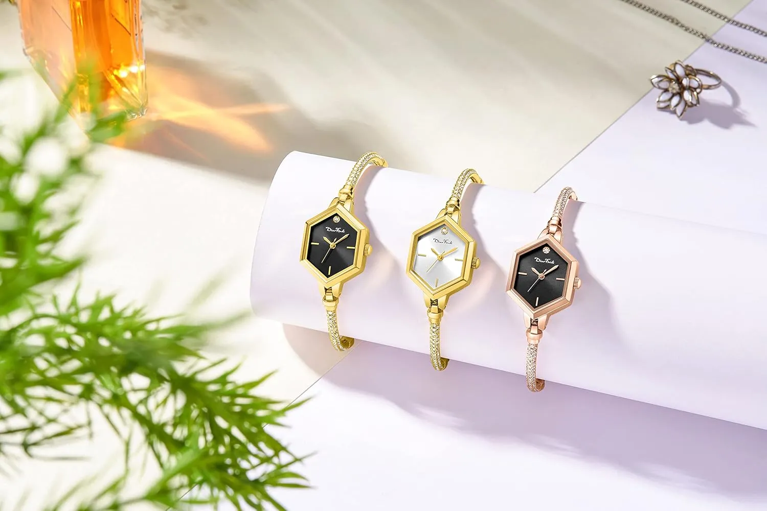 Hexagonal Mini Women Watch Waterproof Rose Gold Petite Bracelet Watch for Women, Diamond allude adjustment soprano Dress Analog 