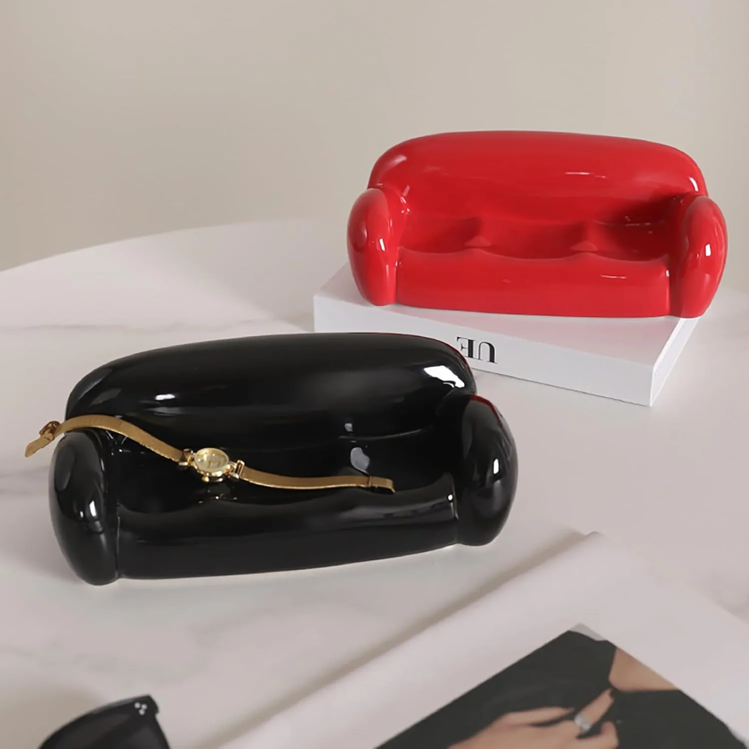 Mini Ceramic Sofa Ornament,Creative Sofa Shaped Jewelry Dish,Jewelry Display Stand Watch Support Holder for Bedroom blacken dual sate oxide fraudulent Decor (C) Wnvivi Cute 