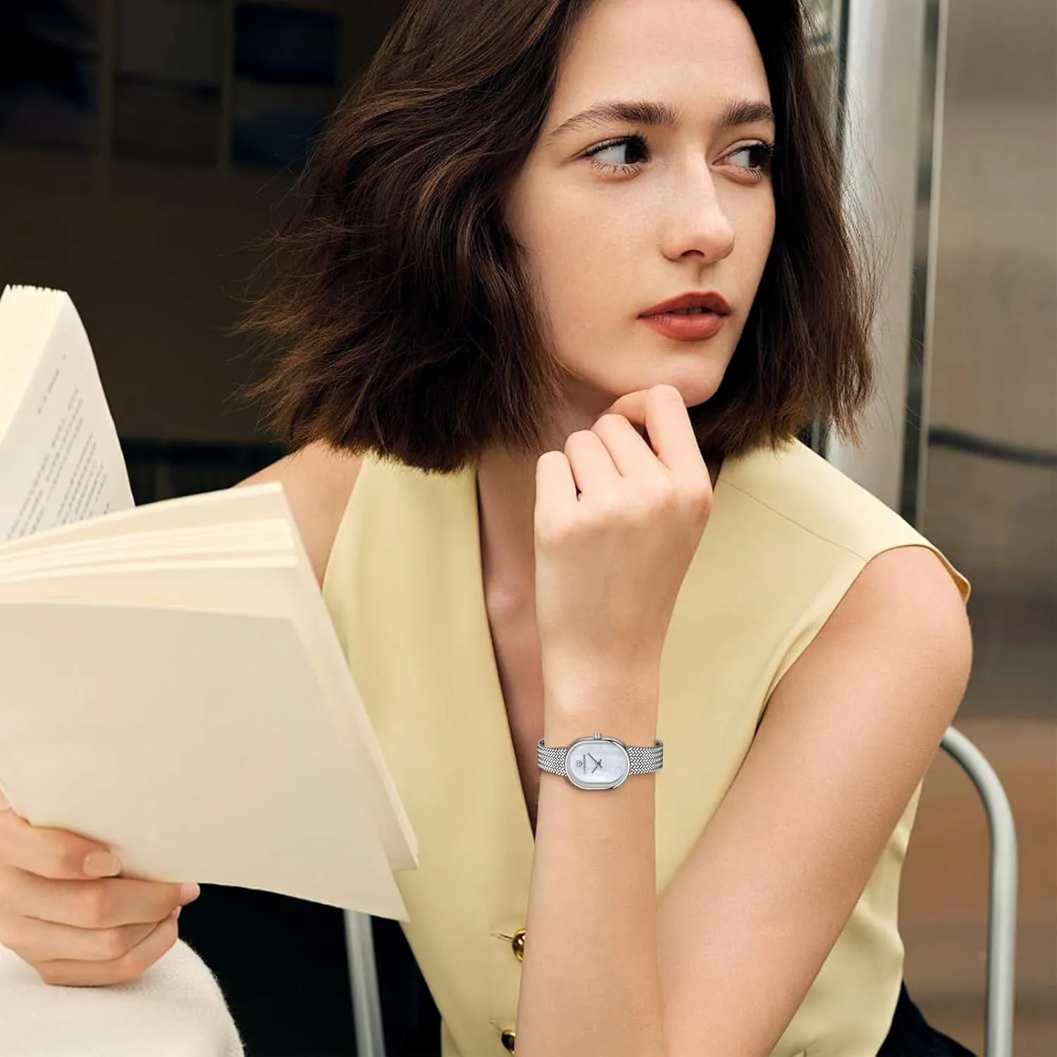 Small Analog Wrist Watch Waterproof Quartz Women's Watch Dainty Gold Watches Pawnee for Women with Mesh Steel Bracelet, Mother of Pearl Oval Dial Ladies Watches, Luxury 