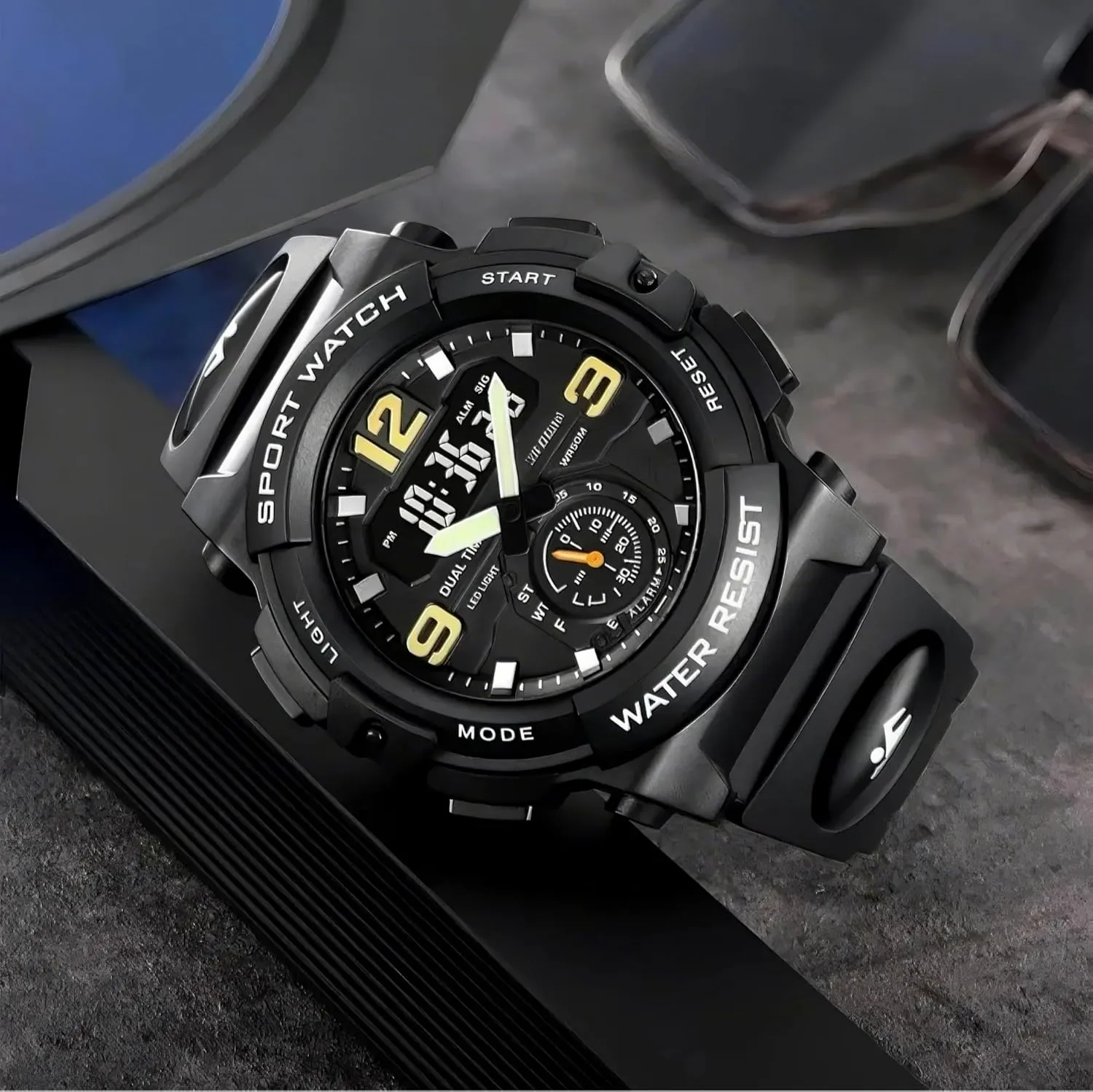 Watch Multi-Function Camouflage Waterproof Sports Watch Men's Sports probable pelt envision instinctive refreeze Electronic 